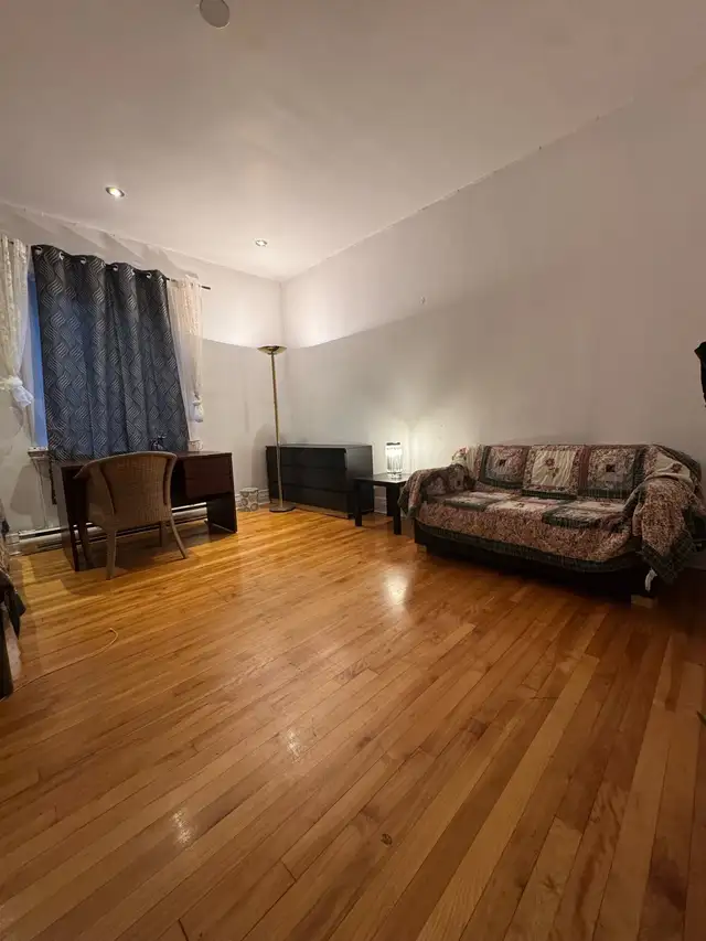 Room for rent in Long Term Rentals in City of Montréal - Image 3