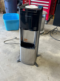  Black & Decker, hot and cold water cooler