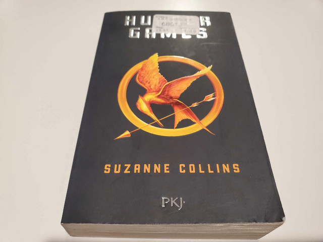 Hunger Games - Suzanne Collins dans Ouvrages de fiction  à Ouest de l’Île