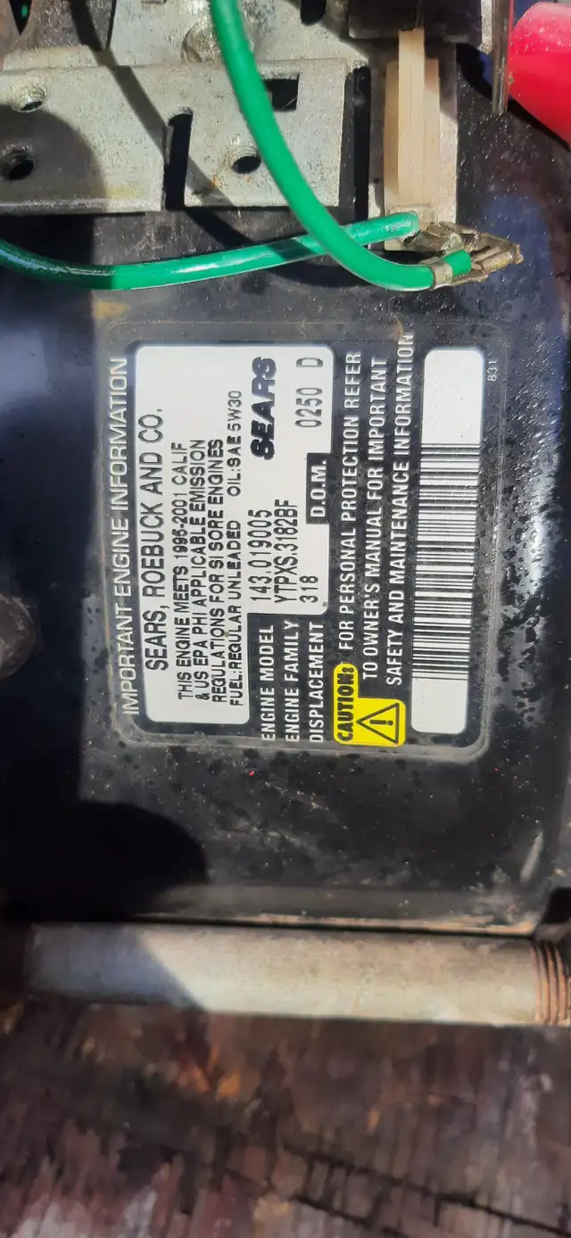 Snowblower engine tecumseh 9hp like new in Snowblowers in Oakville / Halton Region - Image 8