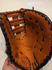 Wilson A2000 First Base glove 12.5" RHT