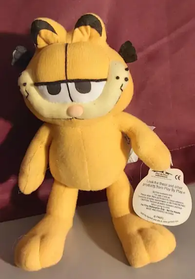 Garfield 9" Plush Play by Play Toy, View more