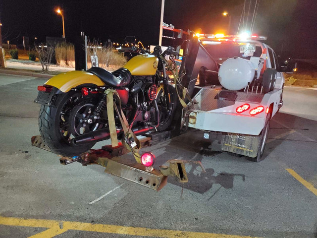 towing service Car motorcycle towtruck boost lockout gas deliv in Towing & Scrap Removal in City of Toronto - Image 2