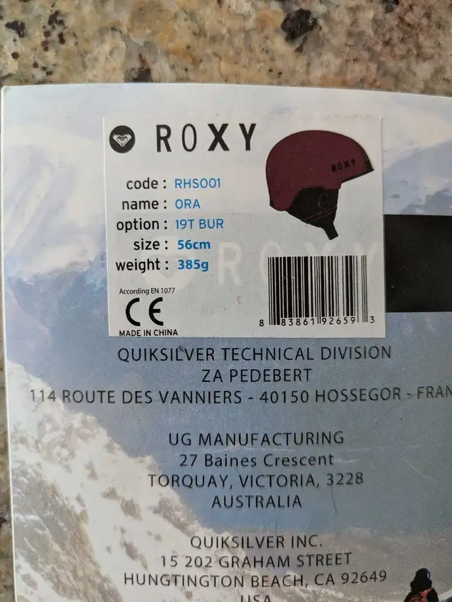 Roxy Ski / Snowboard Helmet in Ski in Kitchener / Waterloo - Image 3