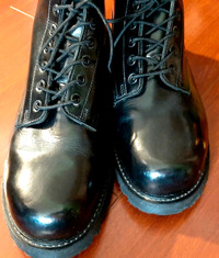 Military /Police issue safety toe boots size 10-11