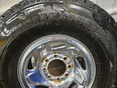 LT285/75R16 Set of 4 Firestone Winterforce LT studded tires on 8 lug rims. Came off a 2001 Dodge Ram...