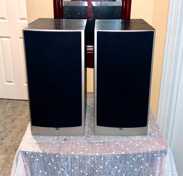 Large, Well Reviewed Athena Bookshelf speakers AS-B2 in Speakers in Ottawa - Image 2