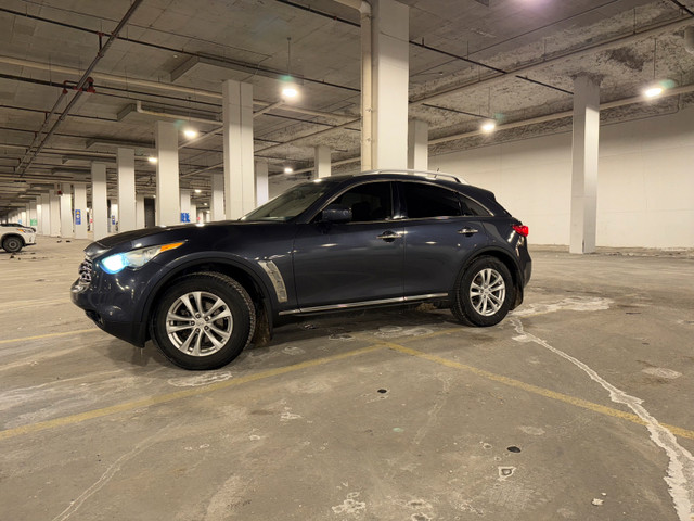 Infiniti FX35 2011 in Cars & Trucks in Calgary - Image 2