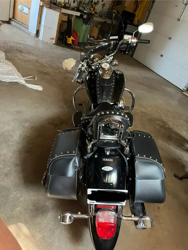 2013 Yamaha V Star 650 in Street, Cruisers & Choppers in Red Deer - Image 8
