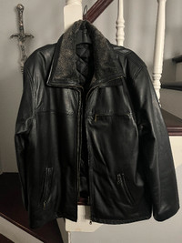 Manteau de cuir noir avec doublure amovible