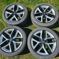 215/45/17 Michelin all seasson tires with KIA OEM rims 5x114.3