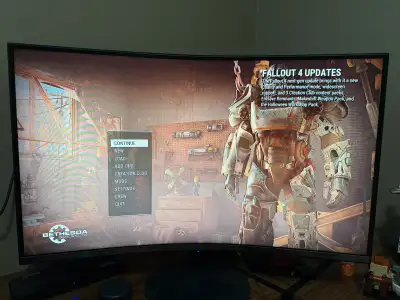 32” Curved Samsung Gaming Monitor, View more
