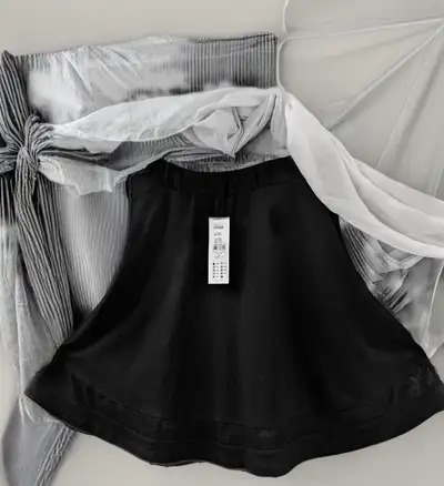 Women’s Flared Skirt, Slip-in, Black, New, Original tags, Size L, View more