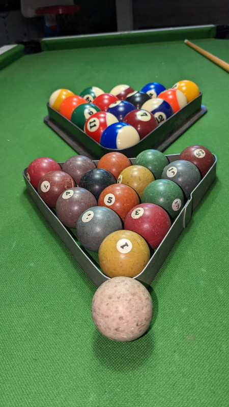 Vintage Antique Billiard Pool Balls 1.75 inches in Toys & Games in Cornwall - Image 2