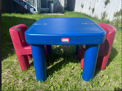 Little Tikes Toddler 2 tables and 4 chairs, View more