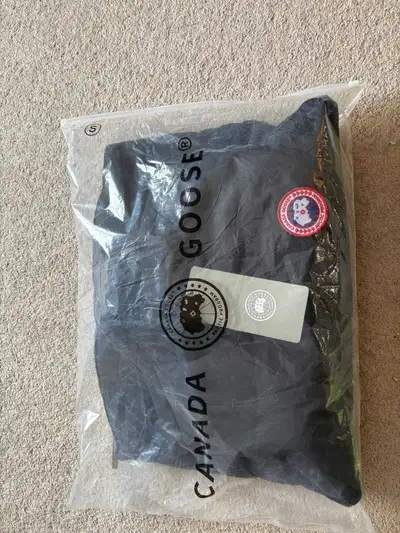 canada goose vest small, View more