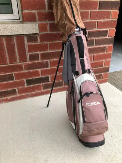 Womens Right Adams Idea Golf Clubs $160, View more
