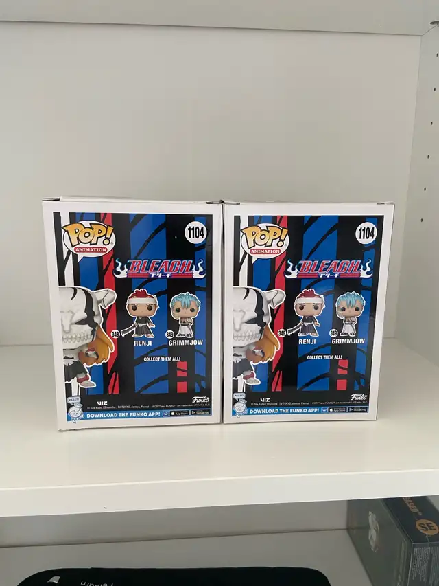 (2) Funko Pop! Bleach #1104 Fully Hollowed Ichigo Chase GITD   in Arts & Collectibles in City of Toronto - Image 4