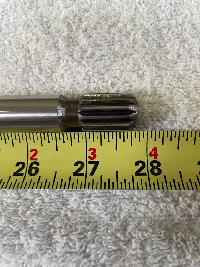 1990s Johnson / Evinrude 25/35hp Drive Shaft in Powerboats & Motorboats in Markham / York Region - Image 3