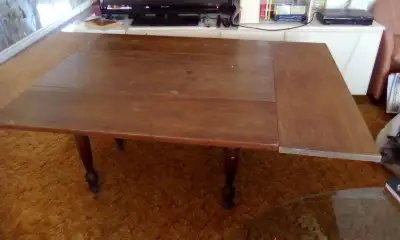 Table de cuisine antique à battants avec extensions
