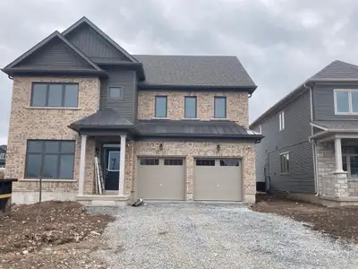 4 bed for rent - Port Colborne