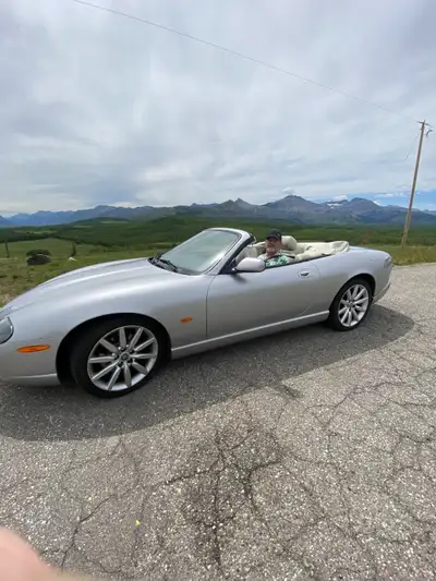 Near perfect example of a modern classic; always garaged; 4.2 litre V8 6 speed automatic transmissio...