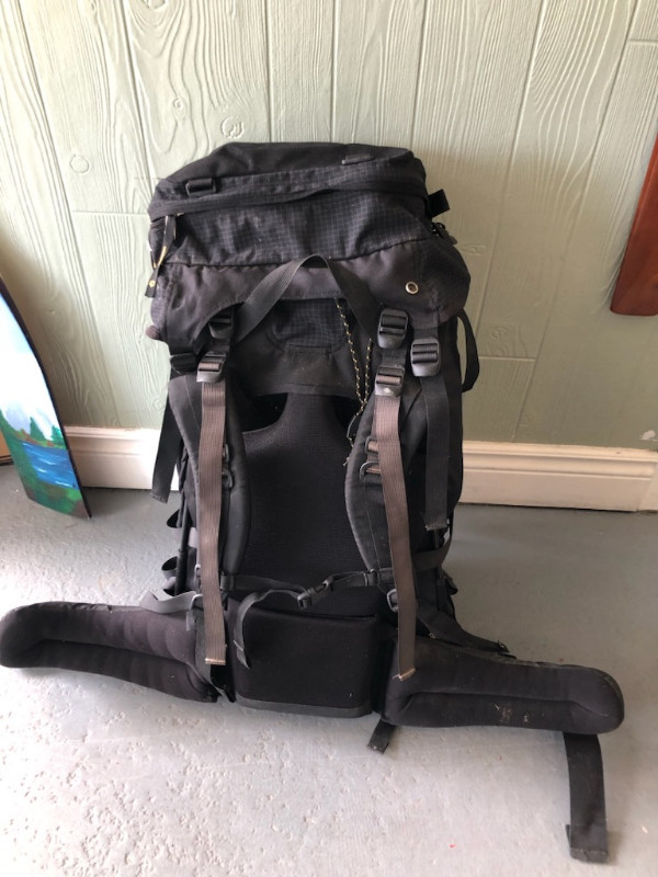 schermutseling behuizing Leger Used Jack Wolfskin Synergy II back pack with full harness system | Fishing,  Camping & Outdoors | Owen Sound | Kijiji