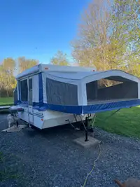 2002 starcraft tent trailer 