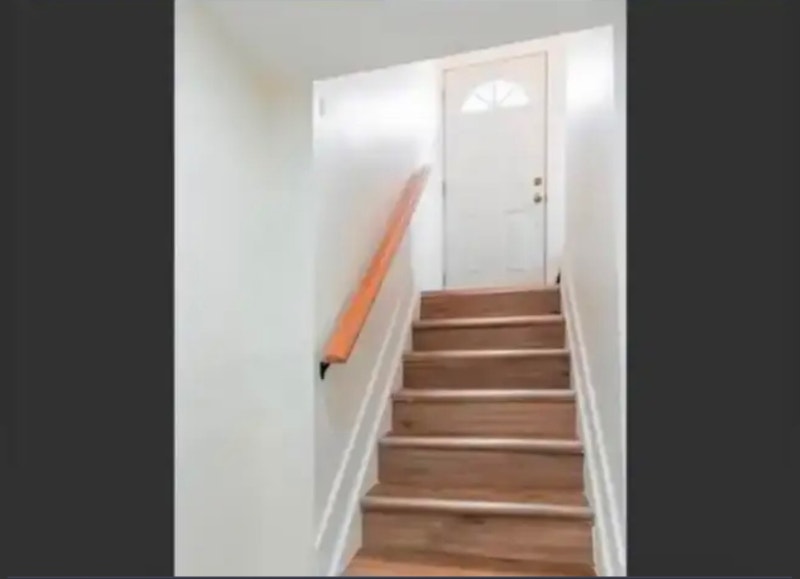 BEAUTIFUL FULLY RENOVATED BASEMENT FOR RENT HAMILTON Long Term