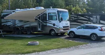 Motorisé tiffin classe A 44900,00$ Négociable disponible fin avril Allegro 32BA 2007 -33 pieds Achet...