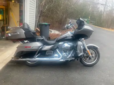 I am selling my 2016 Road glide ultra. It has 52670 klms. The MVI is good till May 2027. Had a three...