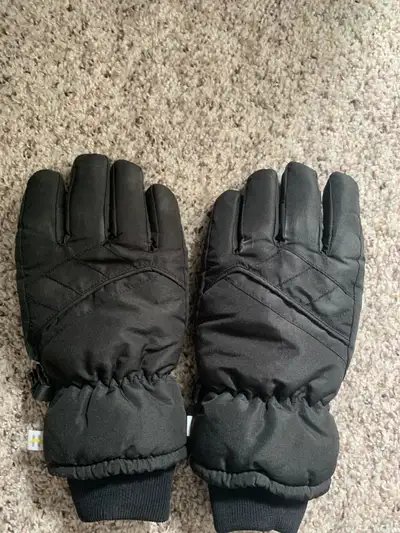 small to mid size men gloves