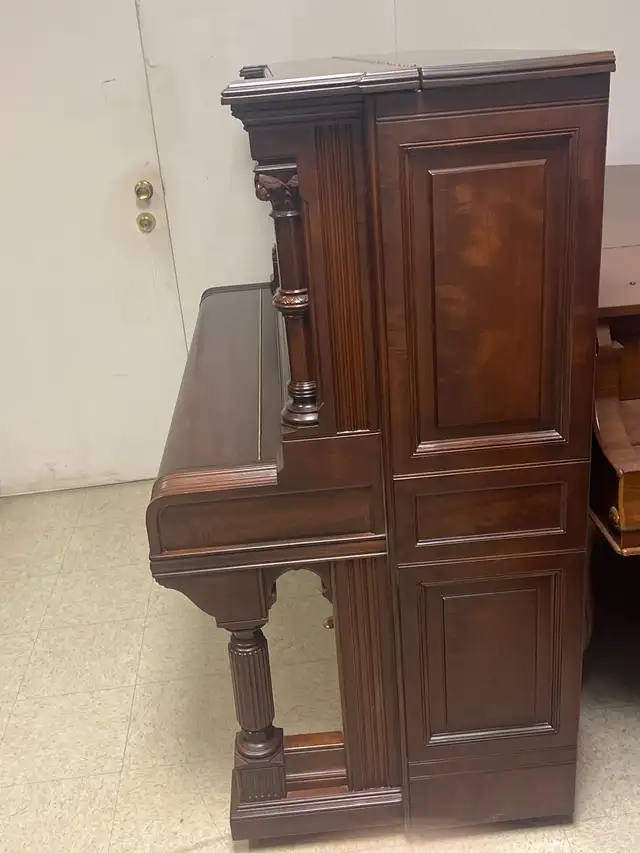 Rebuilt Steinway Upright Piano in Pianos & Keyboards in City of Toronto - Image 3