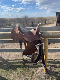 Barrel saddle 