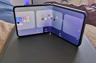 Samsung Galaxy Z Flip 7 Unlocked 256GB , View more