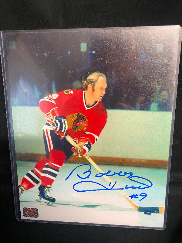 Bobby Hull Autograph in Arts & Collectibles in Moncton