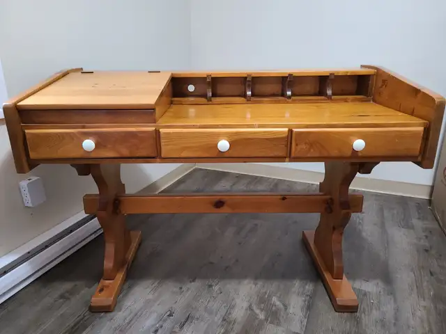 Vintage 1980 Custom Solid Pine Desk64601012672130120