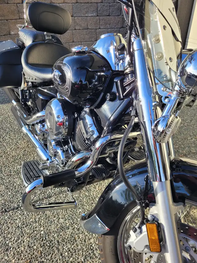 2011 Yamaha V-Star 650 Classic in Street, Cruisers & Choppers in Nanaimo - Image 10