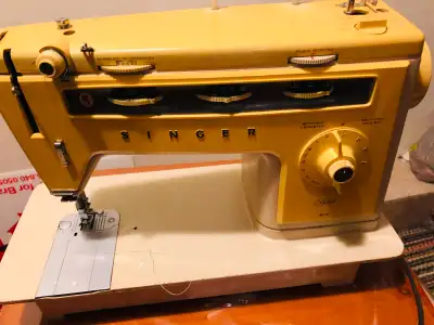 SINGER SEWING MACHINE FOR REPAIR/USE, View more
