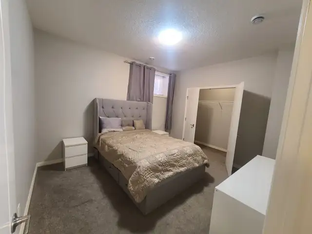 Spacious 2-Bedroom Legal Basement Suite in Silverado – Calgary S