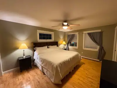 Fully furnished and equipped, 3 bedrooms,2.5 bathrooms house available from Jul 1st. in west royalty...