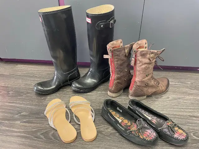 TALL BOOTS & FLATS in Women's - Shoes in Grande Prairie - Image 3
