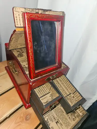 3 drawer Japanese themed & decorated jewelry box with fold up mirror. This is functional but looks o...