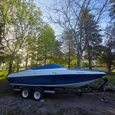 1993 crownline 225 bowrider 5.0L 4 barrel carb Only posting to see if there is interest, Ready to us...