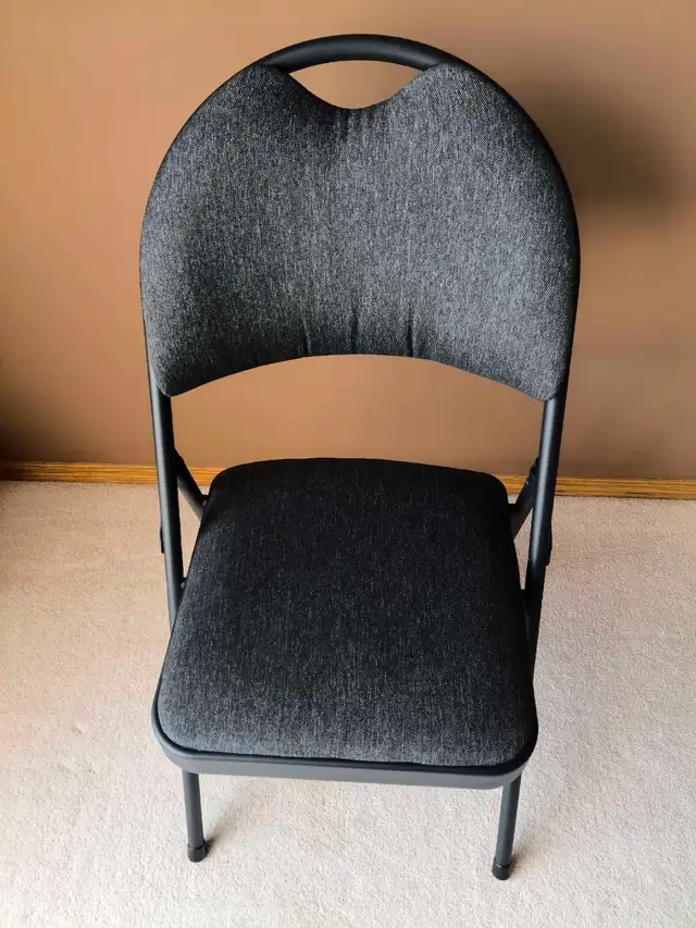 9 padded folding chairs