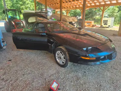 Barn find ..actually found under a cedar tree in west creston.Good solid car no rust!!!! or damage g...