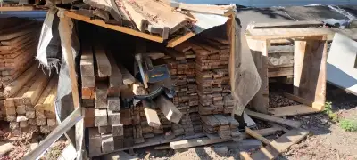 Bois de construction 2x3, 2x4, 4x4, planches, aspenite, ..., View more