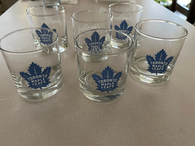 Glasses  ‘ Toronto Maple Leafs ‘ in Kitchen & Dining Wares in Mississauga / Peel Region