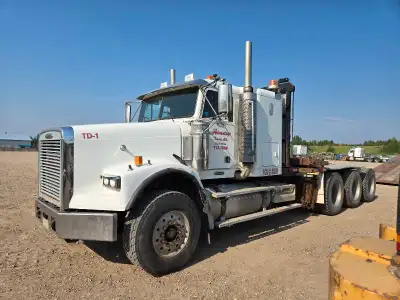 2006 Freightliner Tri Drive C15 Cat, with shuttle bunks Available at Ritchie Bros auction Nisku