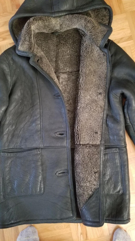 Winter genuine sheepskin leather coat dans Femmes - Hauts et vêtements d'extérieur  à Ville de Montréal - Image 4